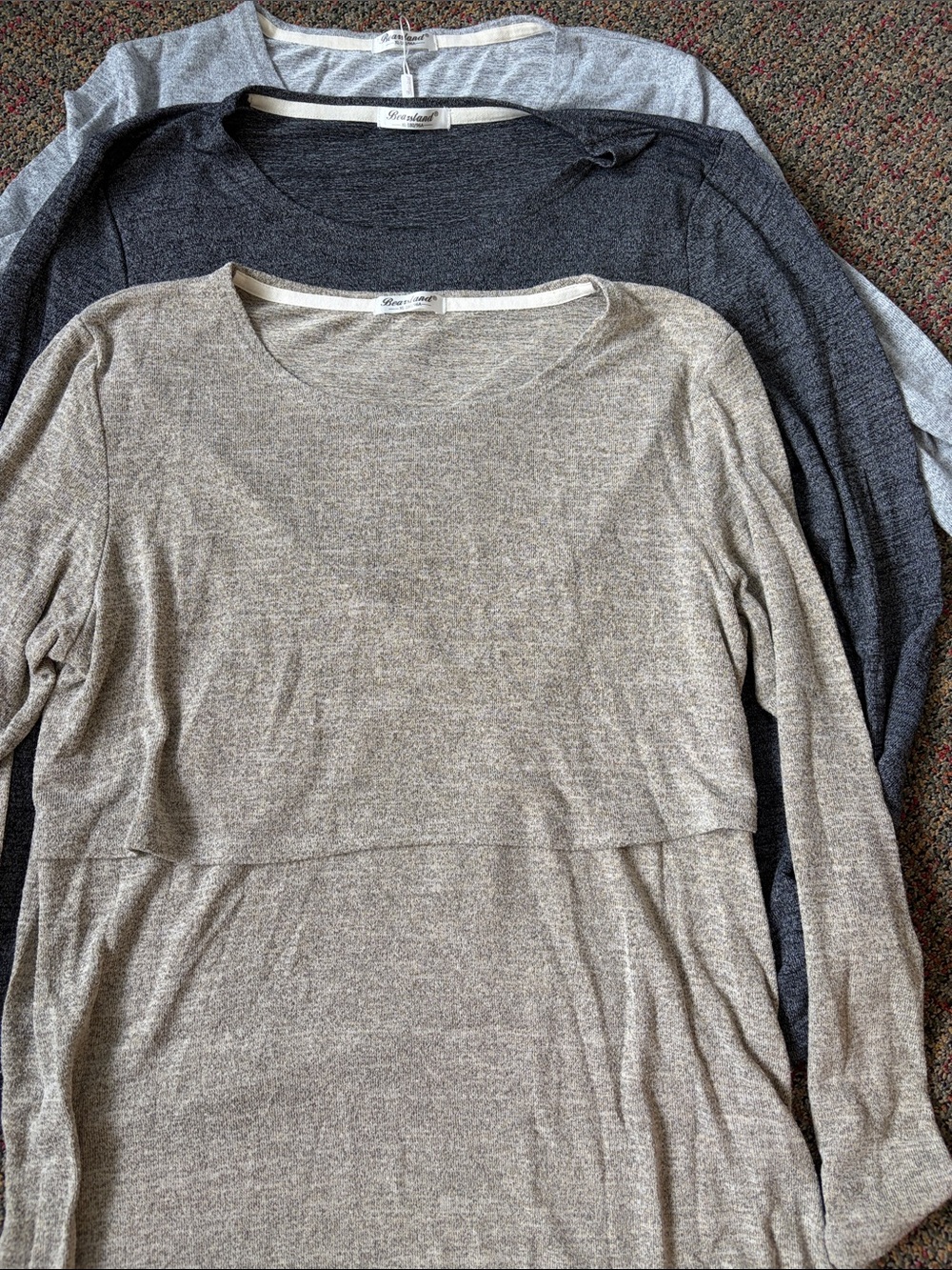 Bearsland Gray Long Sleeve Nursing/Maternity Top